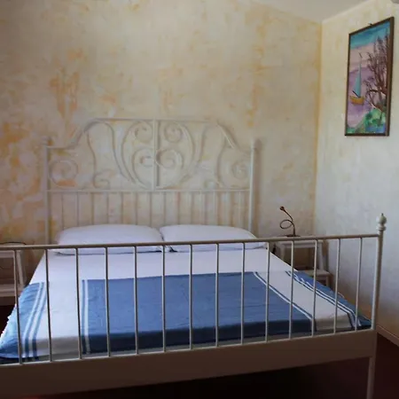 Farm stay Bassari *